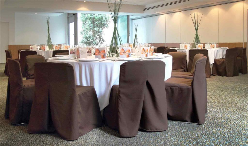 Ibis Styles Barcelona Sant Joan Despi Hotel Exterior photo