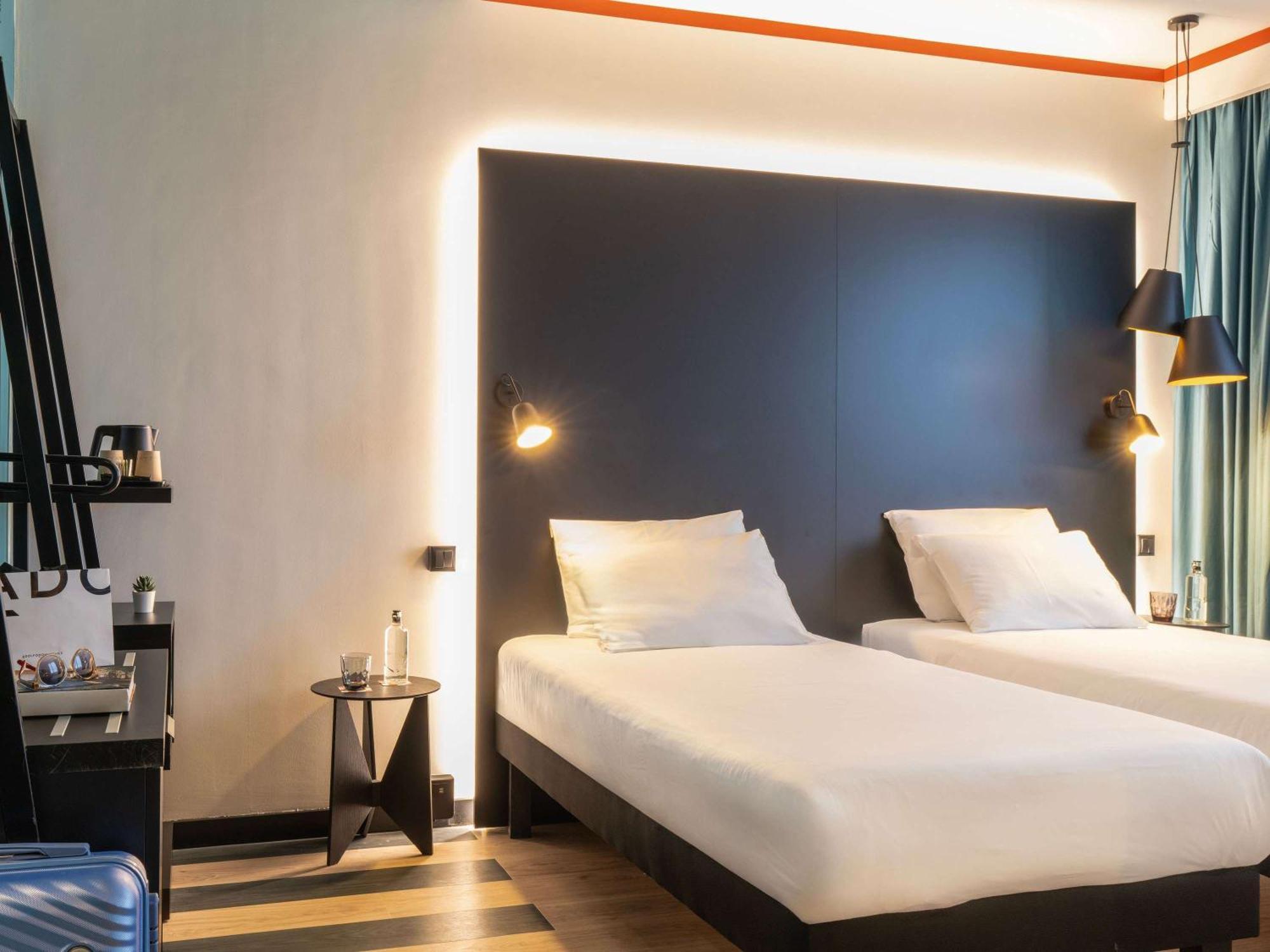 Ibis Styles Barcelona Sant Joan Despi Hotel Exterior photo